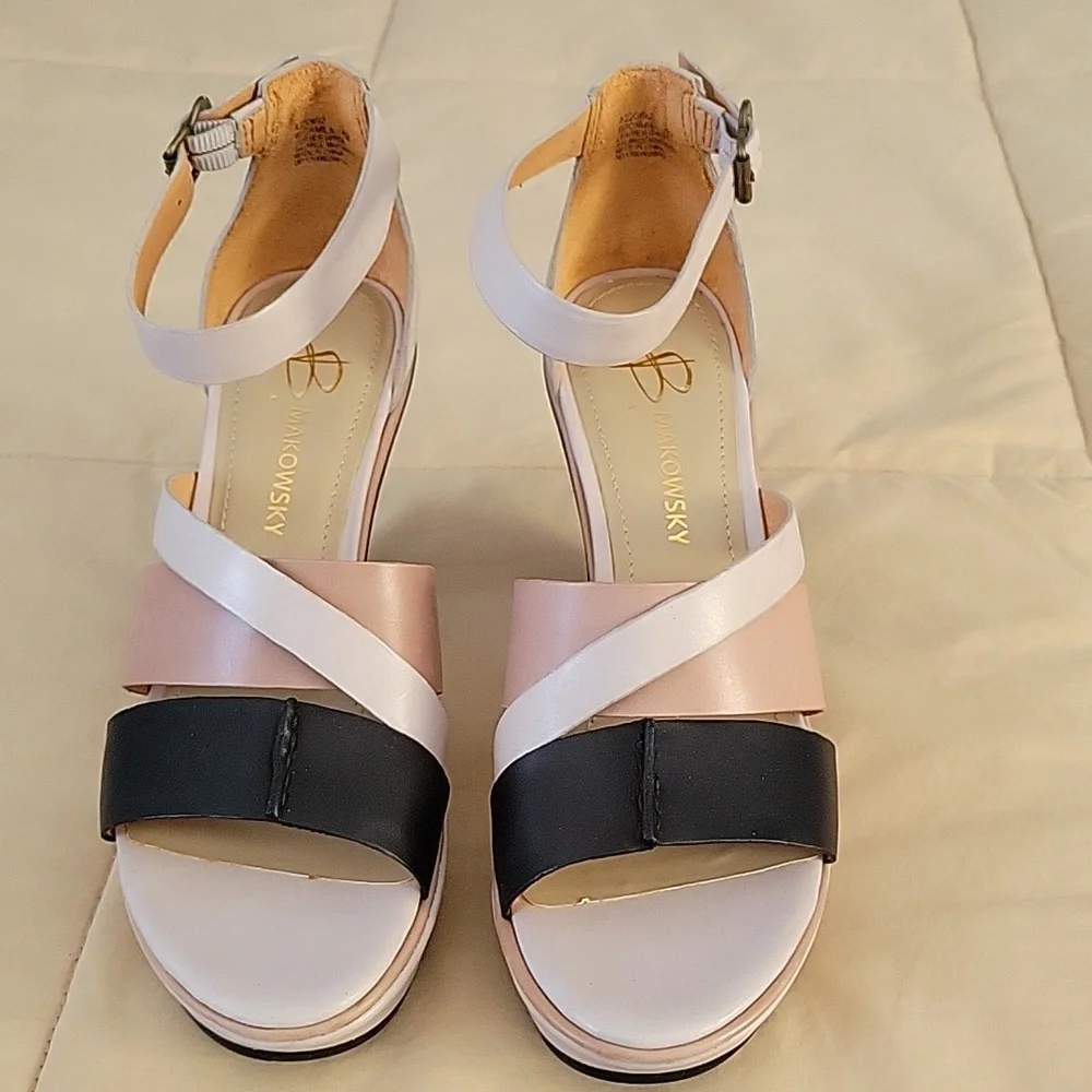 B.Makowsky wedge sandals. Never used. Size 6M - Picture 2 of 5